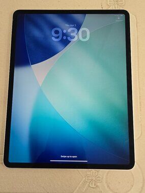 Apple iPad Pro 12.9-inch (3rd generation) A2014, 64 GB, Wi-Fi + Cell, Unlocked